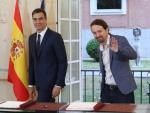 Sánchez e Iglesias firman el acuerdo para los PGE de 2019