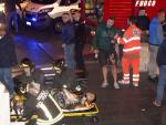 Miembros de los servicios de emergencia italianos atendieron a los heridos