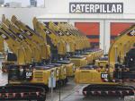 Caterpillar gana un 44 por ciento menos en nueve meses y rebaja sus previsiones para 2013