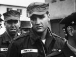 Reclutado en 1958, Elvis Presley sirvió dos años en el Ejército de los Estados Unidos.