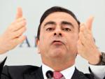 Los accionistas renuevan el mandato de Carlos Ghosn al frente de Renault