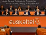 Junta general de accionistas de Euskaltel celebrada en junio pasado.   MIGUEL TOÑA EFE