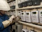 La Consejería de Industria supervisa la instalación de los nuevos contadores eléctricos digitales