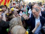 El presidente de la Generalitat, Quim Torra (d) asiste a la manifestación este sábado en Madrid. EFE/J.J Guillén