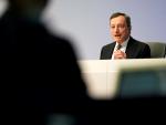 Draghi pone el dedo en la llaga de los bancos