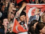 Manifestantes a favor del alcalde de Estambul, Ekrem Imamoglu