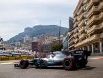El piloto británico de Fórmula Uno Lewis Hamilton en acción durante la sesión de calificación en Mónaco. /EFE/EPA/SRDJAN SUKI