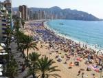 Imagen de la playa de Benidorm. Alicante es destino predilecto de aragoneses, castellanos, madrileños y valencianos.