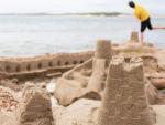 Castillo de arena en la playa