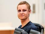 Philip Manshaus, acusado de asesinato e intento de acto terrorista terror, comparece en el tribunal en Oslo, Noruega, el 12 de agosto de 2019. /EFE/EPA/CORNELIUS POPPEN