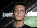 El Arsenal anuncia el fichaje del alemán Mesut Özil