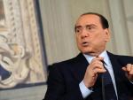 Los ministros de Berlusconi dimiten de sus cargos en el Gobierno