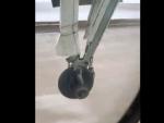 Avión Air Canda pierde una rueda