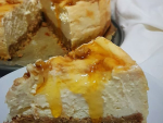 Fotografía de la tarta de queso sana con miel y nueces que triunfa en Instagram-
