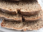 Fotografía del pan de molde casero integral que está triunfando en Instagram.