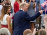 El presidente de EEUU, Donald Trump, junto a su mujer, en el día de la Independencia