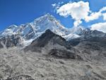 9. Monte Everest (Nepal)