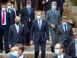 González y Rajoy arropan al rey Felipe VI en la inauguración del Foro La Toja