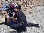 Policía Nacional salva joven intento suicidio playa Tarajal Ceuta