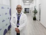 El jefe de Cirugía Torácica y Trasplante Pulmonar del Hospital Vall d'Hebron, Alberto Jáuregui