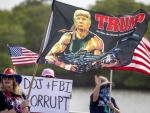 Manifestantes a favor de Trump