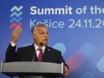 Hungría alerta de la escasez de combustibles y anula el tope a su precio