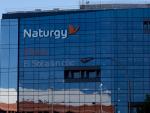 Correos cierra con Naturgy un contrato de 75 millones para el suministro de sus oficinas