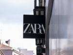 Un cartel de una tienda Zara