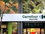 Carrefour y sindicatos cierran el primer convenio de supermercados del grupo