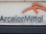 ArcelorMittal alza su propuesta salarial pero sigue sin convencer a los sindicatos