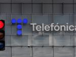 Telefónica se deja casi un 2,5% y lidera las caídas del Ibex tras presentar resultados