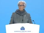 Christine Lagarde compareció convaleciente de un reciente proceso de Covid.