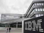 EuropaPress_2623852_filed_26_october_2016_ehningen_an_ibm_logo_can_be_seen_in_front_of_the