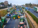 tractores_cortan_autovia_a4_manana_hoy_febrero_2024_sevilla_andalucia