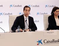El consejero delegado de CaixaBank, Gonzalo Cortázar, durante la presentación de resultados.