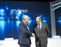 El consejero delegado de Endesa, José Bogas (izquierda), junto al presidente Juan Sánchez Calero.