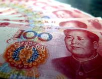 El yuan marca máximos del año frente al dólar y calienta la batalla comercial