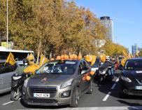 Vista de la manifestación con vehículos contra la Ley de Educación (LOMLOE), denominada también 'Ley Celaá'