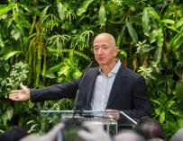 Jeff Bezos tiene un método para garantizar el éxito de Amazon a largo plazo.