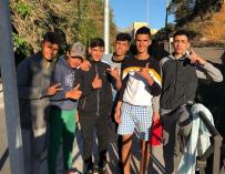 Jóvenes marroquíes en Ceuta