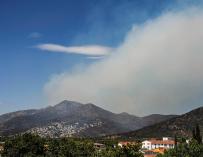 El incendio forestal de Llançà (Girona) ha obligado a evacuar a los residentes de las urbanizaciones Beleser, Santa Isabel y Vall de Santa Creu.