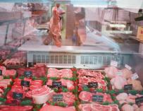 Puesto de carne en un supermercado