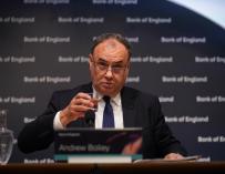 El gobernador del Banco de Inglaterra, Andrew Bailey, durante una presentación.