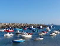 Barcos en la costa de Canarias