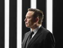 Musk amenaza con demandar a Meta por apropiar secretos comerciales en Threads