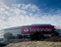 Uno de los edificios de la Ciudad Financiera del Grupo Santander