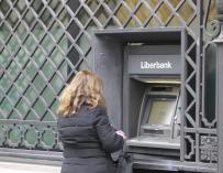 Liberbank rebota un 41,2% en Bolsa tras la prohibición de operar en corto sobre la entidad
