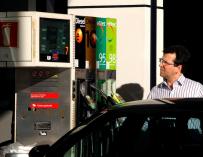 Competencia ve "numerosas barreras" en la expansión de las gasolineras