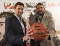 Los jugadores de baloncesto Pau y Marc Gasol en 'Pau Vs Marc'
