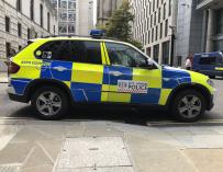 Fotografía de un coche de policía de Londres.